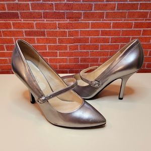 Pre-owned Nine West Metallic Pointed Toe Heels Siz